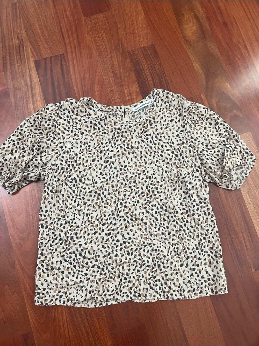 Abercrombie & Fitch Beige Leopard Print Short Sleeve Top